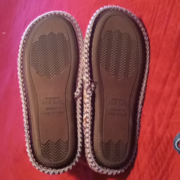 Muk Luks slippers - Picture 4 of 4